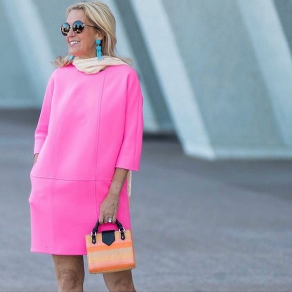 Banana Republic Pink Seamed Shift Dress in Neon Bubblegum 🩷🩷 NWT